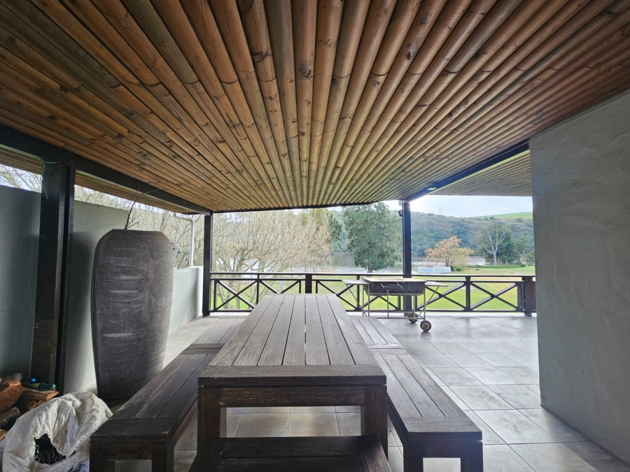 6 Bedroom Property for Sale in Malgas Western Cape